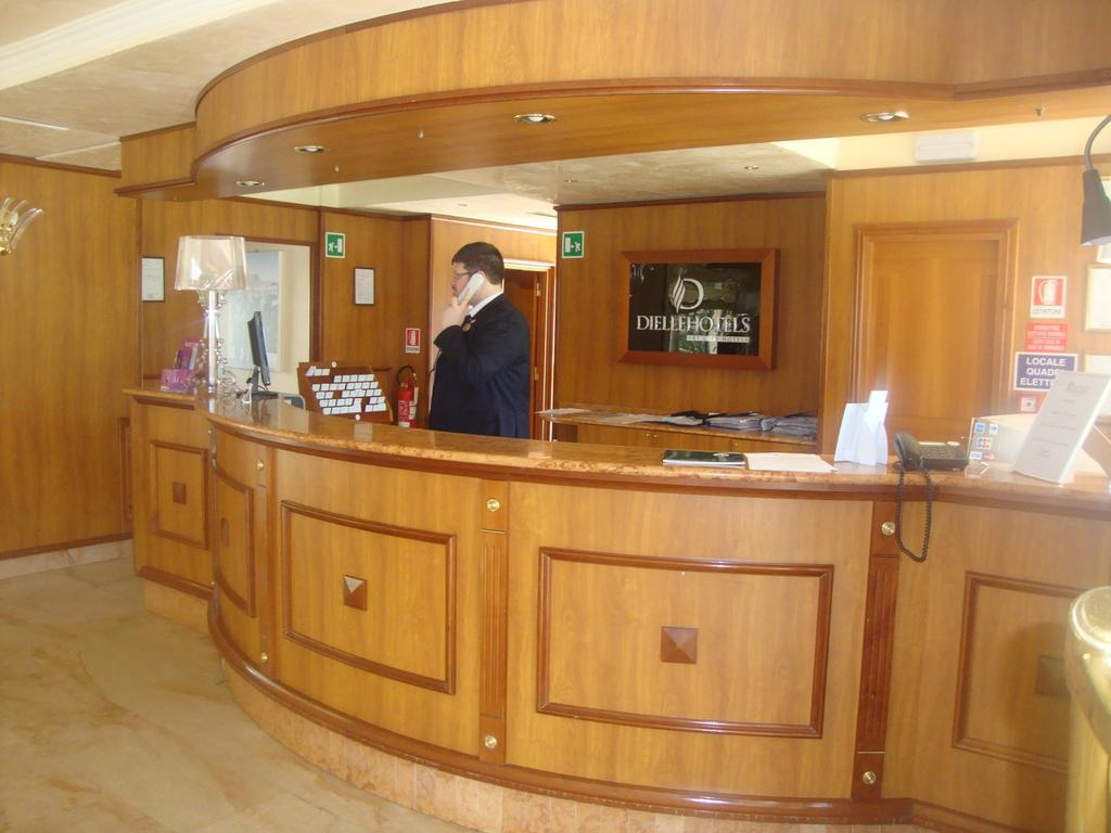 Park Hotel Roma Cassia Екстериор снимка