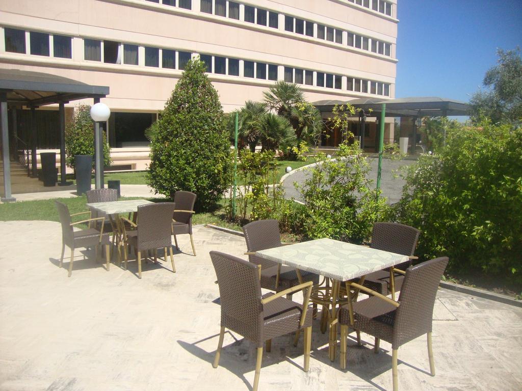 Park Hotel Roma Cassia Екстериор снимка