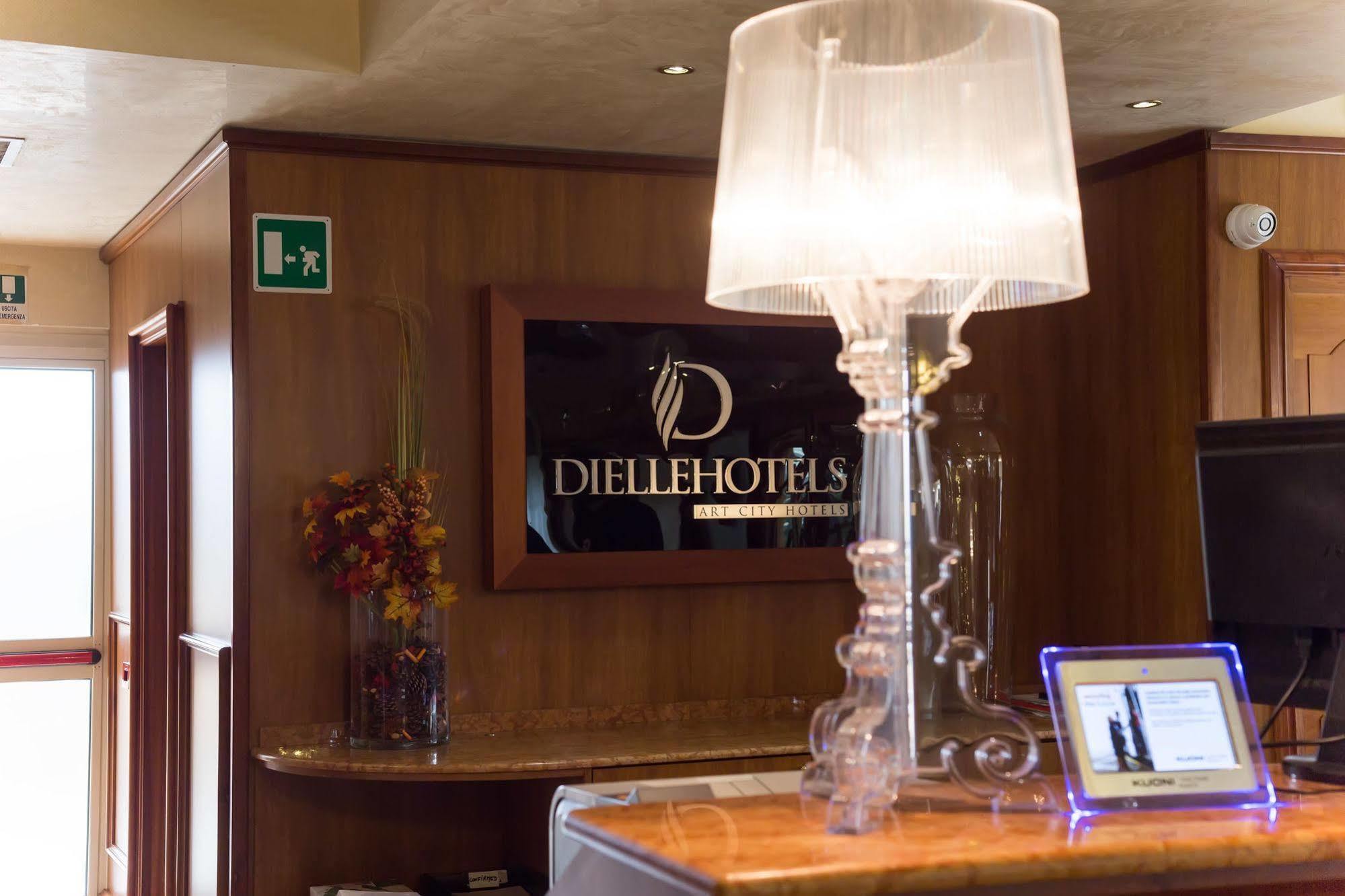 Park Hotel Roma Cassia Екстериор снимка